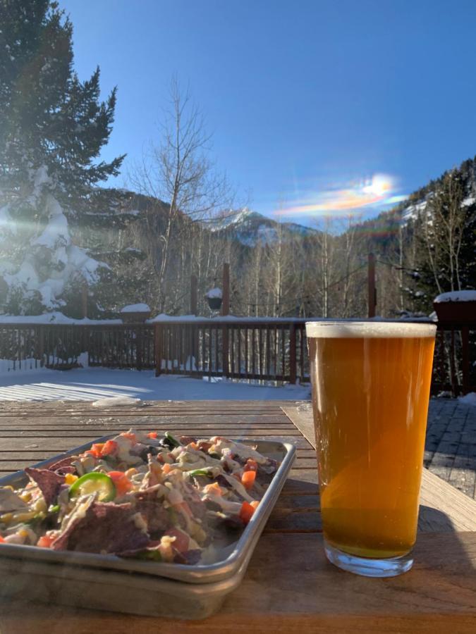 Silver Fork Lodge & Restaurant Brighton Экстерьер фото